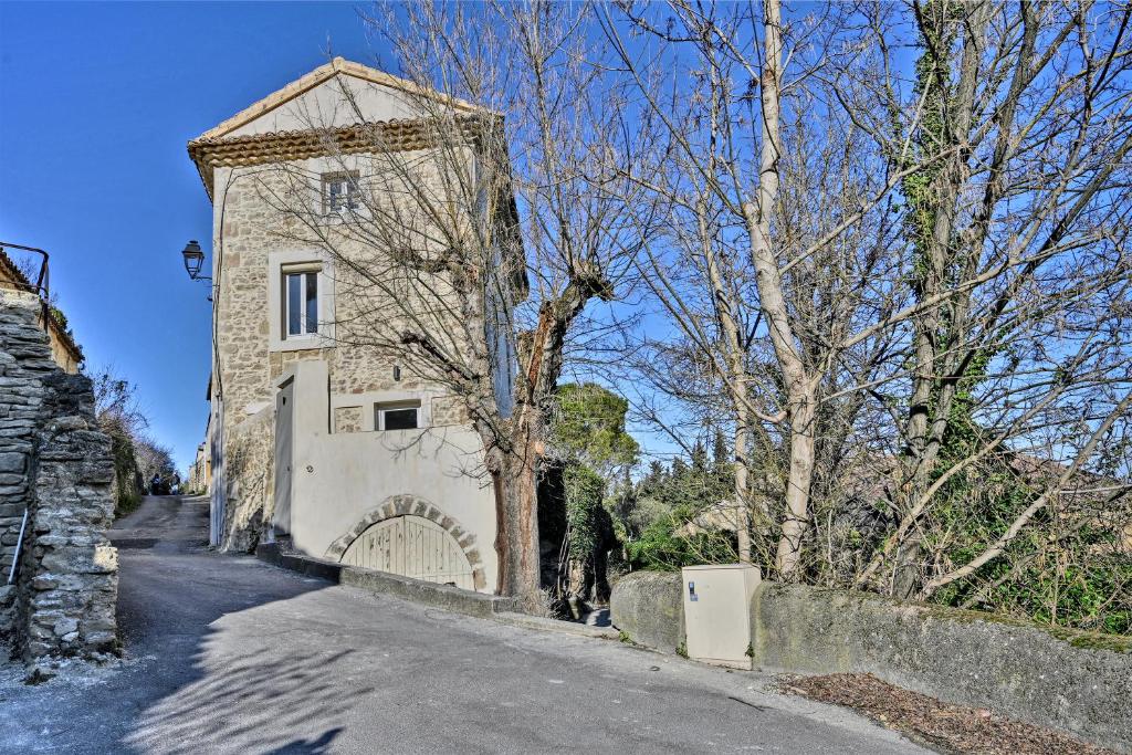 Villa Envoutement Provençal, Maison en pierre romantique 92 Rue de l'Ermitoune, 30150 Sauveterre