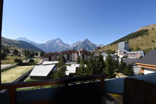 Appartement Eperon B3 LEs deux Alpes Eperon B3 58 Avenue de la Muzelle Mont-de-Lans