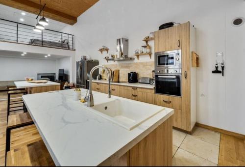 Villa Epoustouflant loft à 25 min des Champs-Elysées 108 Rue Gabriel Péri Cormeilles-en-Parisis