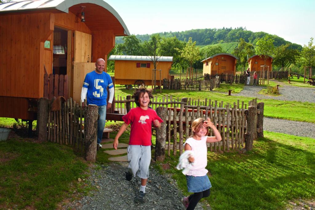 Village vacances Erlebnispark Tripsdrill Natur-Resort Treffentrill, 74389 Cleebronn