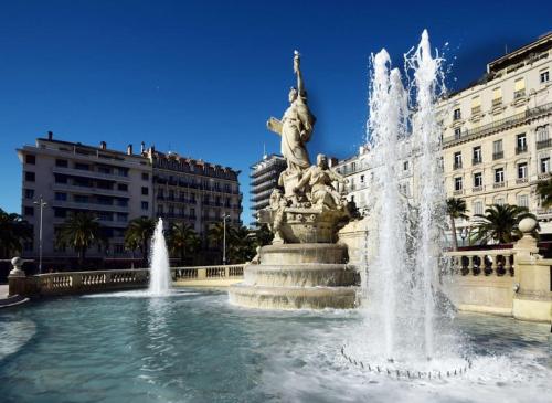 Esprit Cosy au centre historique Toulon france