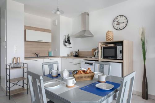 Appartement Esprit villa balneaire sur la cote bretonne pour trois personnes Amiral Charner, 80 Pléneuf-Val-André