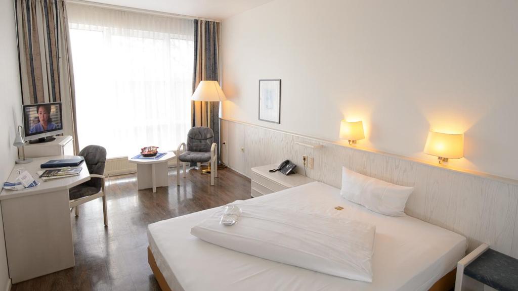 Hôtel Euro Park Hotel Hennef Reutherstr. 1A-C, 53773 Hennef
