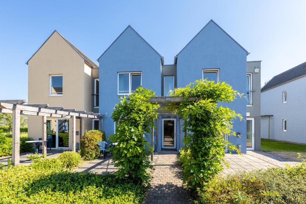 Hôtel Eurostrand Resort Moseltal Moselallee 1, 54340 Leiwen
