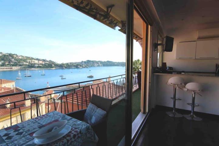 Appartement Excellent location - Sea Views 10 Avenue Sadi Carnot, 06230 Villefranche-sur-Mer