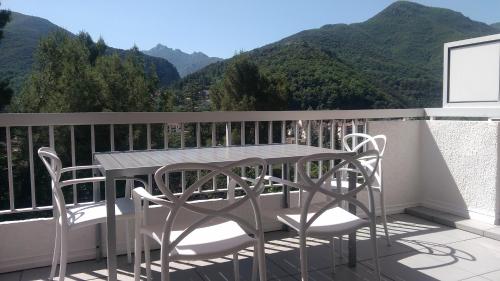 Appartement Exceptionnel F2 vue montagne Trois étoiles gites de France 11 Rue des Cèdres Amélie-les-Bains-Palalda