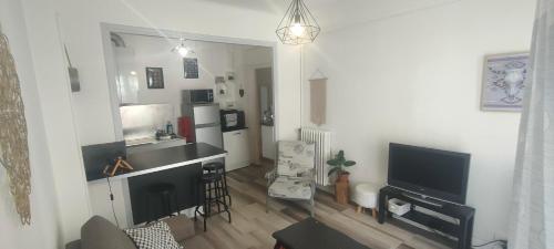 Appartement F3 quartier Valrose , proche de la Libération !! 13 Avenue Cyrille Besset Nice