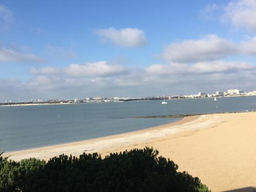 Face à la Plage des Minimes PONANT 3 Appt 407 La Rochelle france