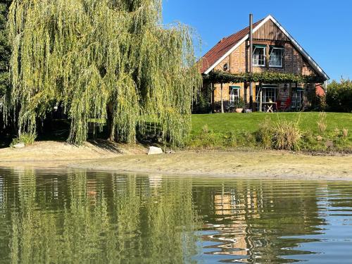 Fachwerkhaus am See Warendorf allemagne