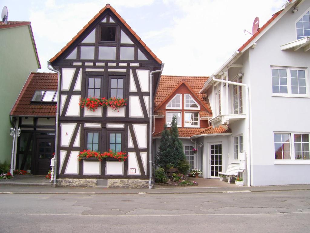 Appartement Fachwerkhaus in D 63667 Nidda für 8 bis 12 Personen Gäßchen 6, 63667 Nidda