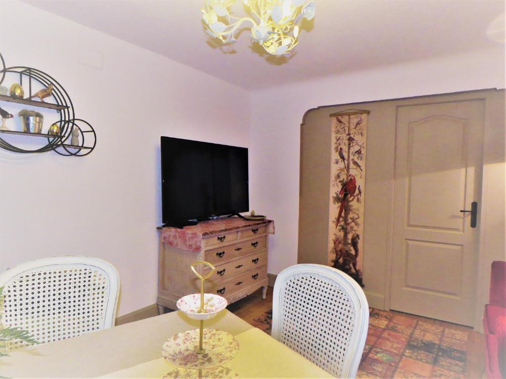 Maison de vacances Fairytale Memories SPAS Privatifs Gîte RDC ,Patio, Spa et Spa de nage privatifs ?jardin clos avec terrasse . 33 Rue Principale, 57880 Varsberg