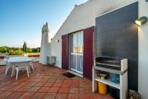 Family Apartment Pool & Terrace Vilamoura portugal