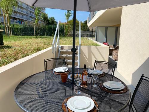 Fantastic Two-bedroom Apartment - Le Jardin des Iles Antibes france