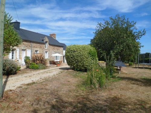 Farmhouse in an amazing private park Vannes france