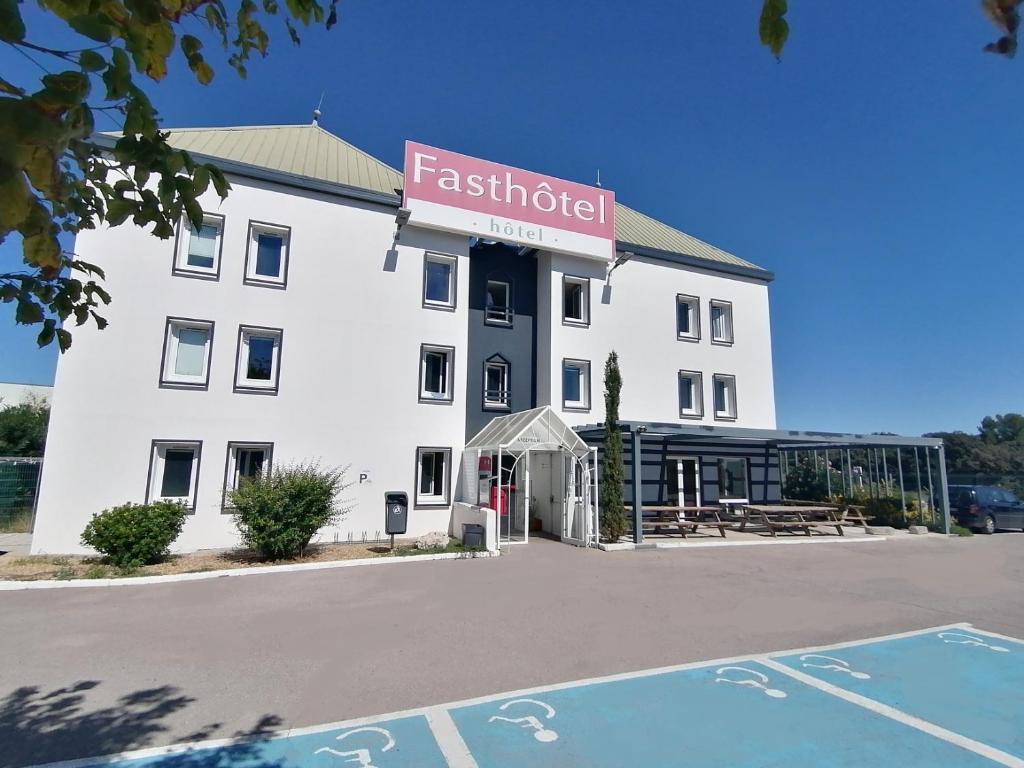 Hôtel FastHotel Montpellier Ouest 70 Rue Héléne Boucher - Parc de la Lauze, 34430 Saint-Jean-de-Védas