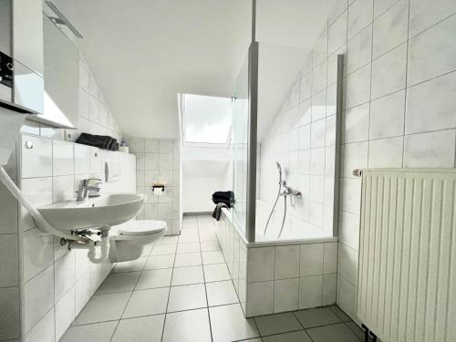 favstay Industrialstyle 2-Zimmer 60qm mit Balkon, Panarbora Fernblick, 55\ Waldbröl allemagne