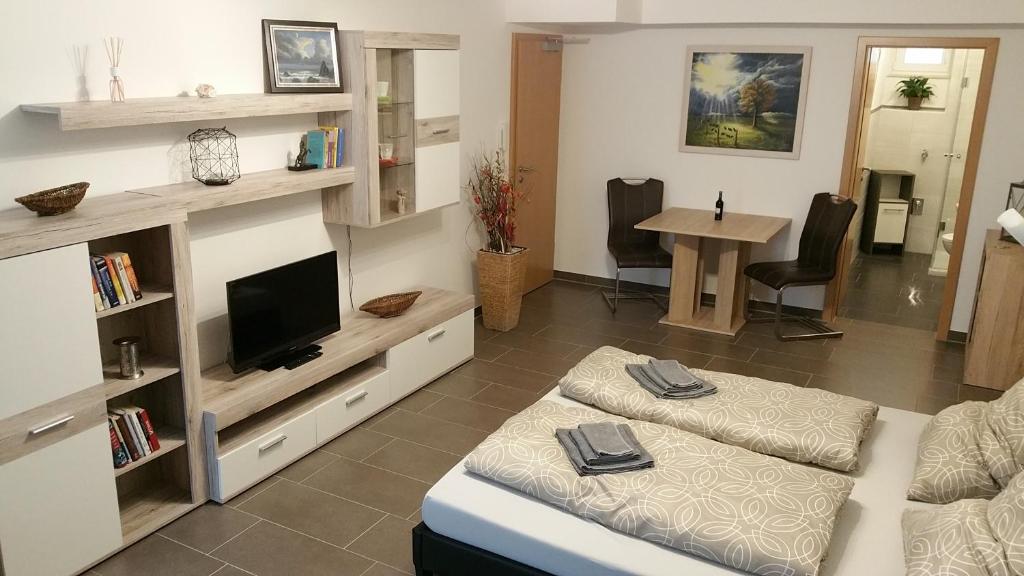 Appartement FeAp Brombachsee - Sonnentag Ost Am Obstgarten 6, 91187 Röttenbach