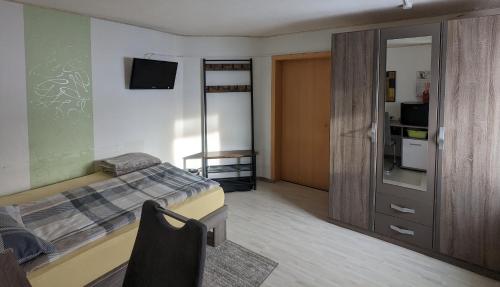Maison d'hôtes Ferien- und Monteurzimmer \ Friesau 89/Kühler Morgen Kühler Morgen