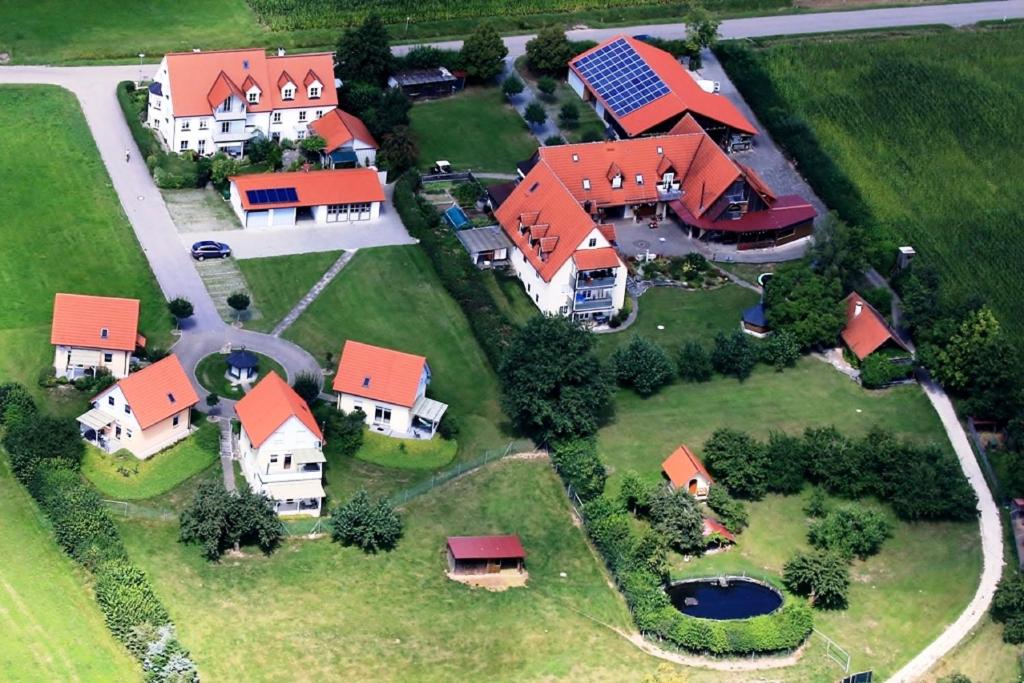 Maisons de vacances Ferienanlage Karolinenhof Oberhöhberg 50, 91729 Haundorf