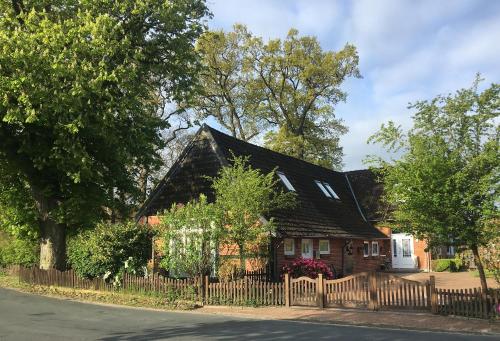 Appartement Ferienapartment Kastanje 6 Großer Ort Groß Ippener