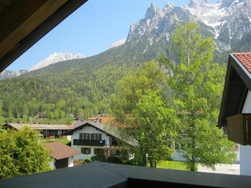 Appartements Ferienapartmenthaus Hubertushof Friedhofsweg 8 Mittenwald