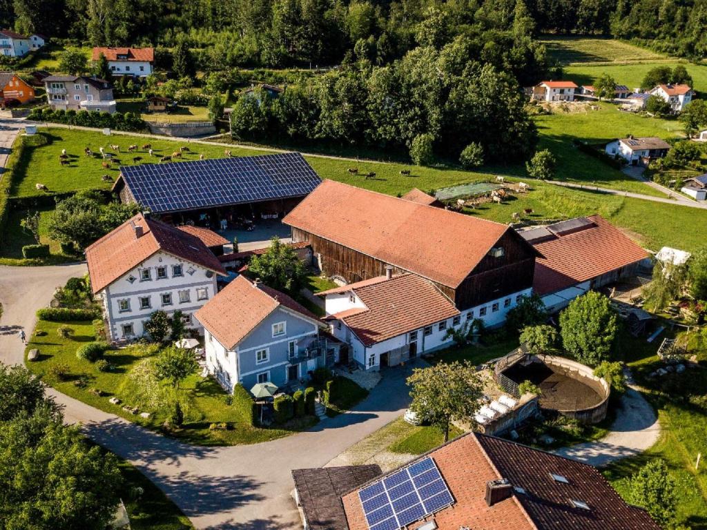 Appartements Ferienbauernhof Rosenberger Steinberg 5, 94051 Hauzenberg