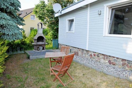 Maison de vacances Ferienbungalow in Goehren Alte Kirchstraße 6 Göhren