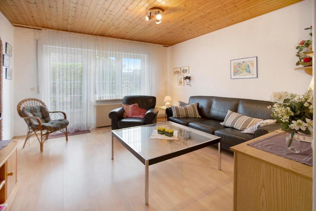 Maison de vacances Ferienbungalow Neßmersiel Sperlingstr. 16, 26553 Nessmersiel