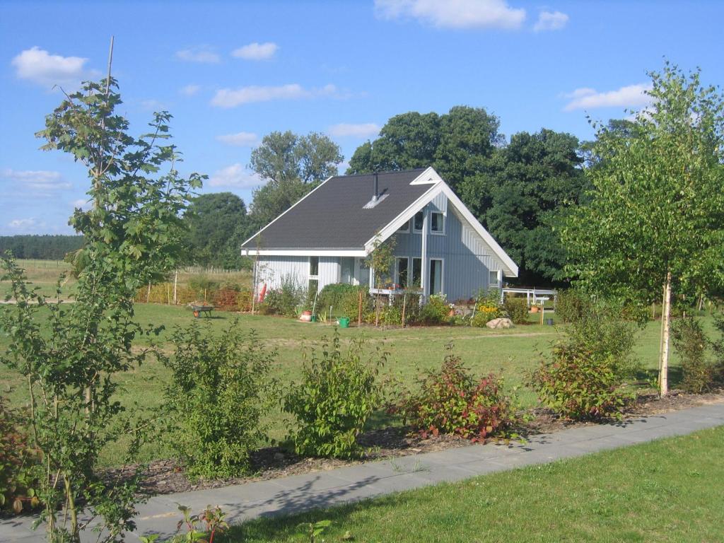 Maisons de vacances Feriendorf Klosterheide Effie Briest Weg 3 - 5, 16835 Lindow