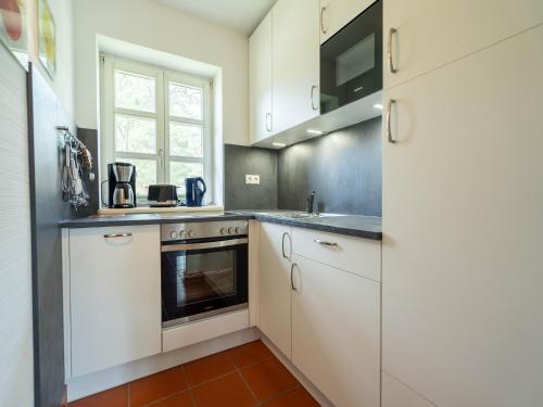 Appartement Feriendorf Rugana - Komfortplus Appartement mit 2 Schlafzimmern und Terrasse A06 Nonnevitz 25 a-b Dranske