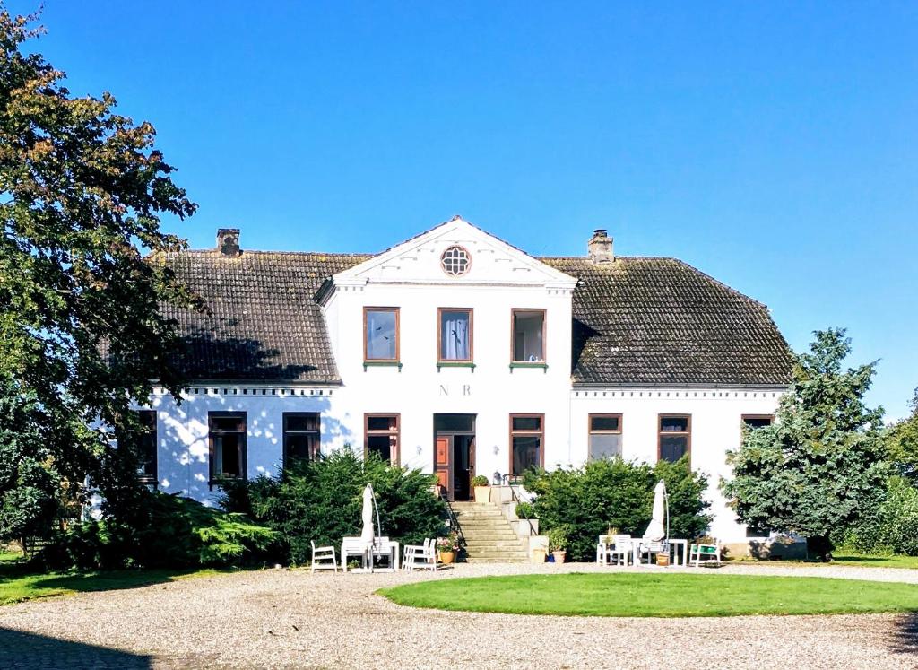 Appartements Feriengut Neuhof Neuhof 1, 23769 Fehmarn