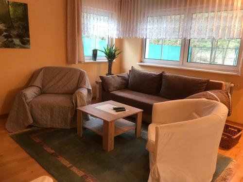 Maison de vacances Ferienhaus \ Tiergartenstraße 11 Haus 1-2 Wesenberg