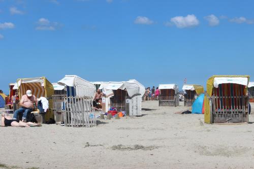 Ferienhaus Abbi mit Schwimmbad und Fitness für 8 Personen, Strand, Norddeich Hage allemagne