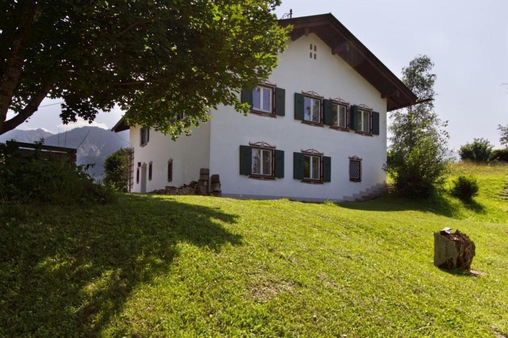 Maison de vacances Ferienhaus Alpenbichl - a74010 Ötzwiesenweg 5, 82494 Krün