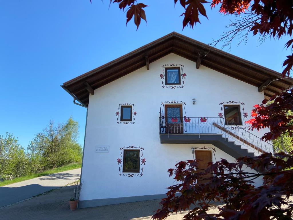 Séjour à la campagne Ferienhaus am Kagerstein 6 Am Kagerstein, 93453 Neukirchen beim Heiligen Blut