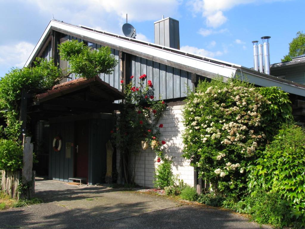 Maison de vacances Ferienhaus am Litzelberg Litzelbergstrasse 12, 78315 Radolfzell am Bodensee