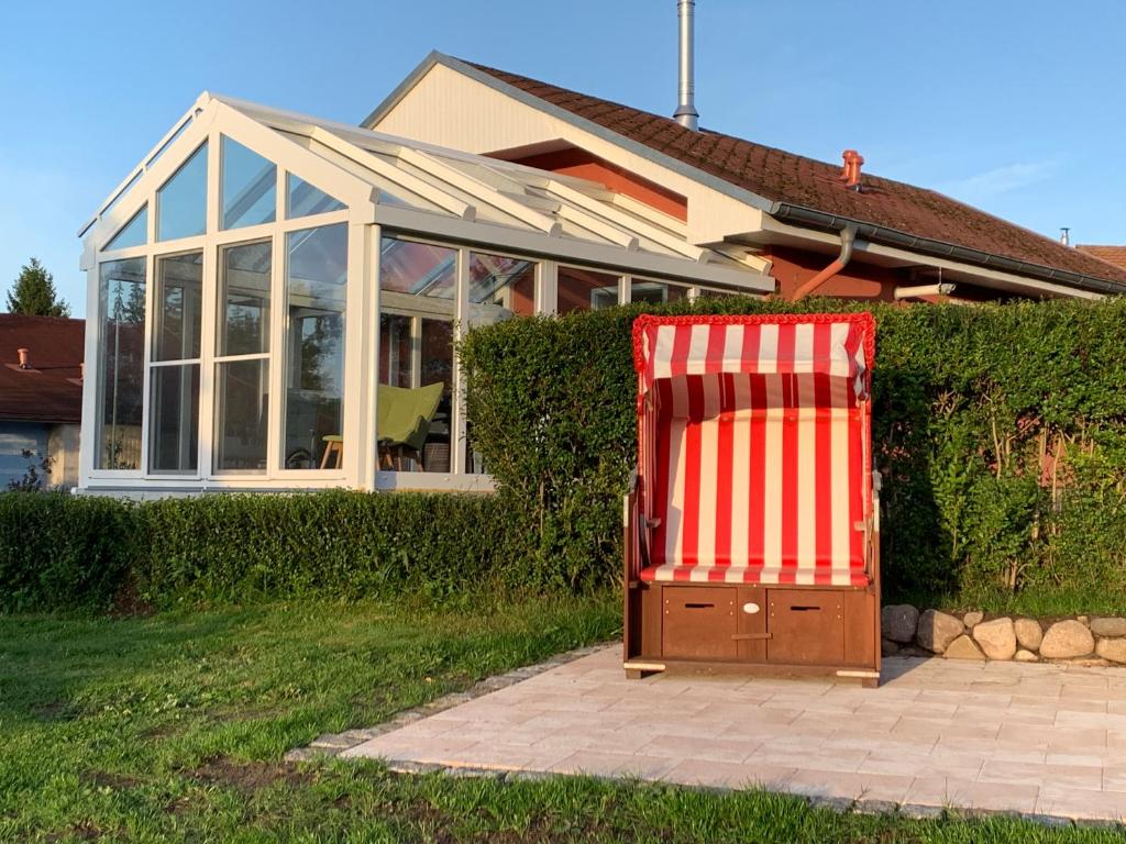 Maison de vacances Ferienhaus am Nationalpark - Ihr Zuhause auf Rügen Smillenzweg 9, 18551 Lohme