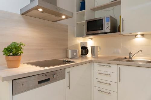 Appartement Ferienhaus Am Ostseewald LEE Seeweg 28 Schürsdorf