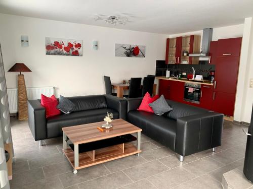 Maisons de vacances Ferienhaus am Schaalsee Asternweg 3 Zarrentin