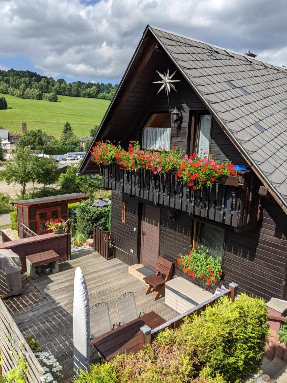 Maison de vacances Ferienhaus an der Fichtelbergbahn 117 Karlsbader Straße, 09465 Cranzahl