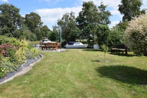 Maison de vacances Ferienhaus An der Riede Birkhahnweg 10 Bedekaspel