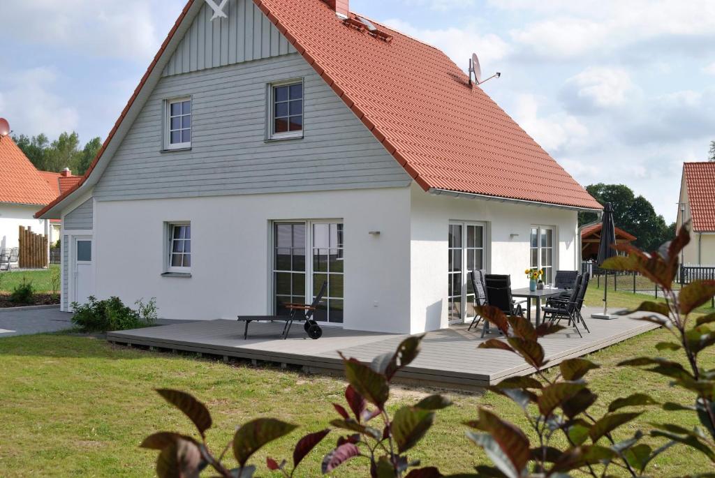 Maison de vacances Ferienhaus Ankerplatz Vermietung im Ostseebad Rerik 2 Eichenweg, 18230 Rerik