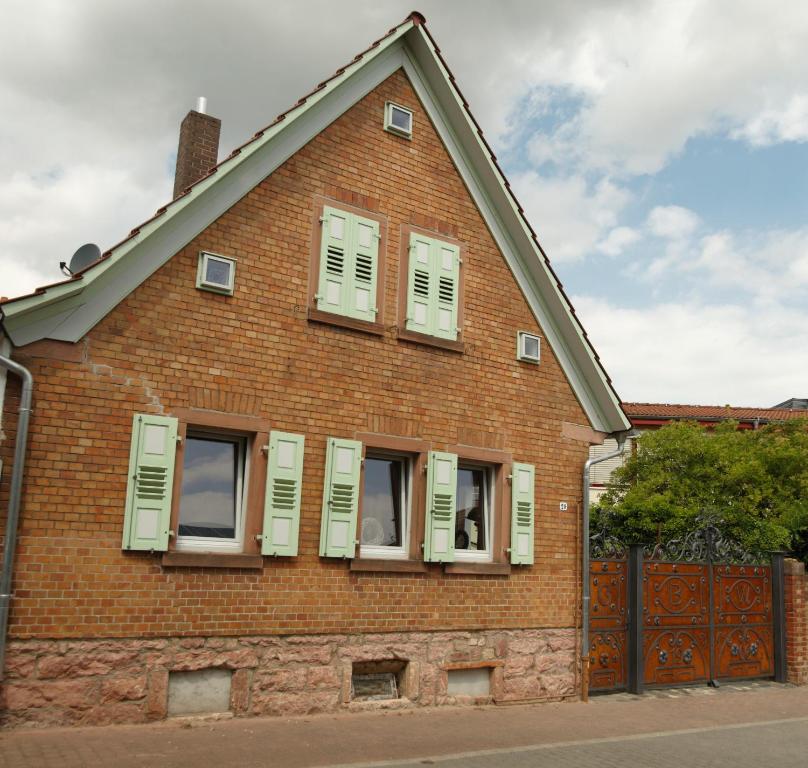 Maison de vacances Ferienhaus anno 1895 Lindenstraße 28, 64850 Schaafheim