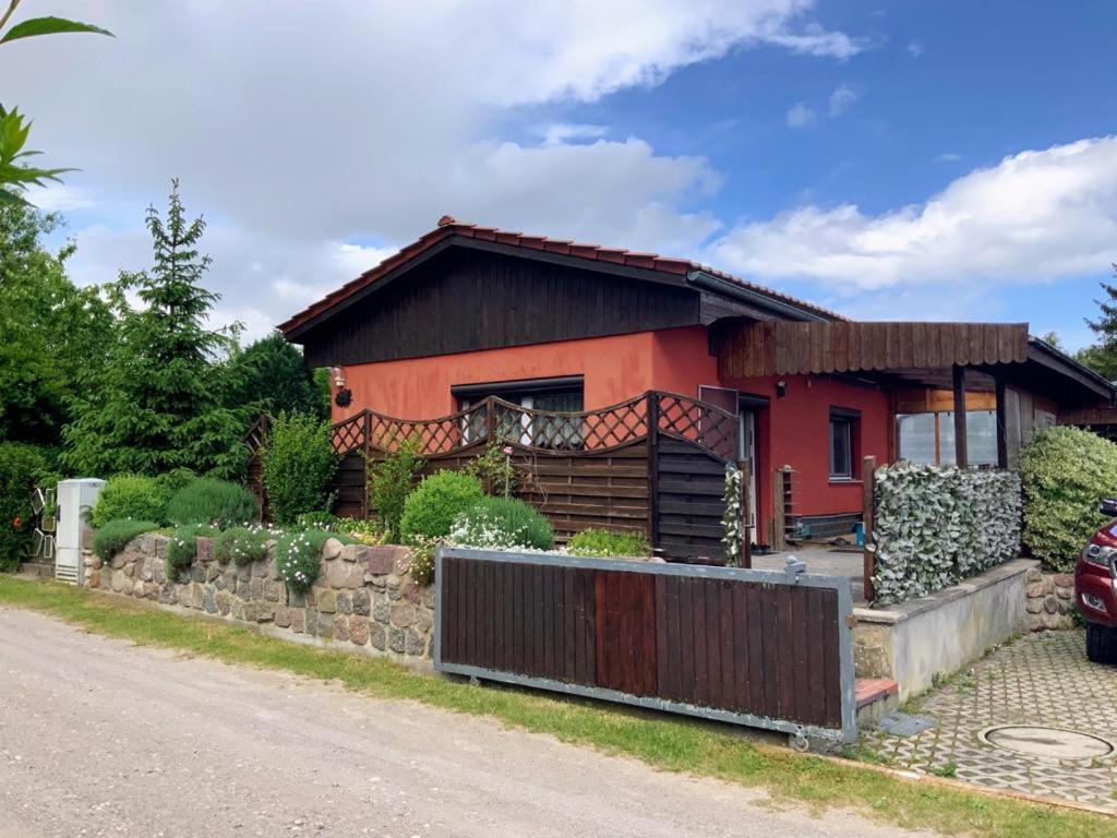 Maison de vacances Ferienhaus auf Usedom, Neeberg 428 Bungalowsiedlung, 17440 Krummin