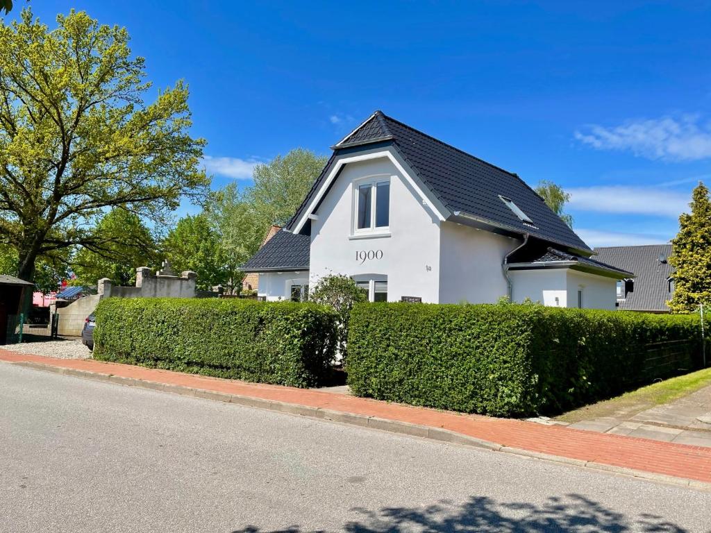 Maison de vacances Ferienhaus Augusta Denkmalstraße 1a, 23746 Kellenhusen