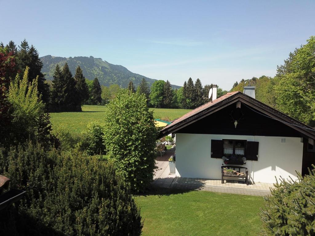 Maison de vacances Ferienhaus BERGEBLICK 5S Burgfrieden 41, 83646 Bad Tölz