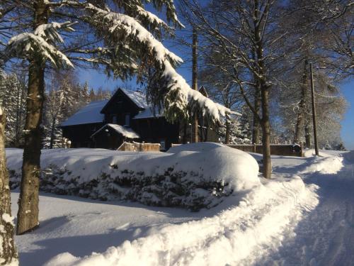 Maison de vacances Ferienhaus Berghütte Vogtland in Klingenthal Höhenweg 3 Klingenthal