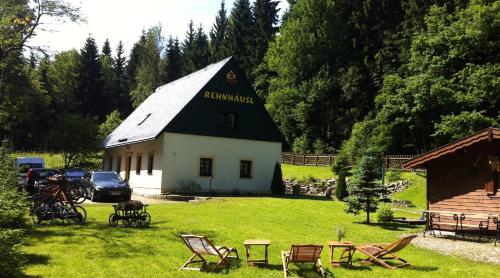 Maison de vacances Ferienhaus Bikehütte Rehnhäusl Müglitztalstraße 11 Fürstenwalde