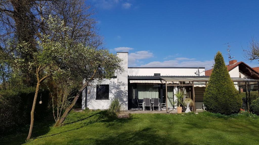 Appartement Ferienhaus Brenzblick Günzburger Straße 8, 89423 Gundelfingen