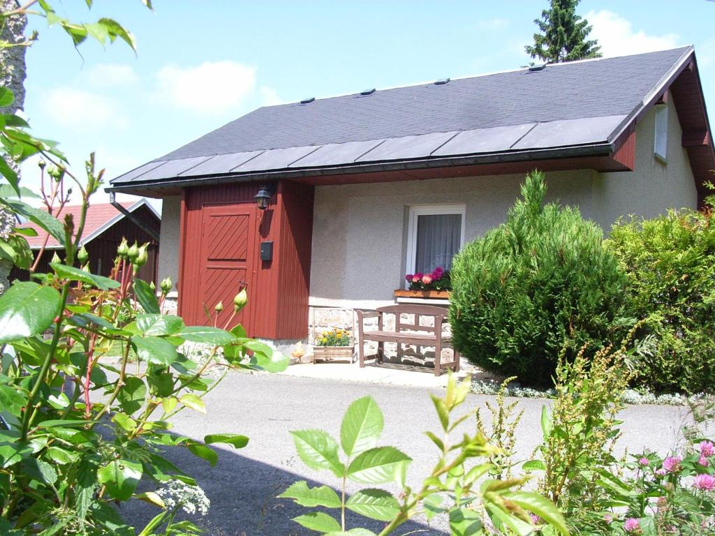 Maison de vacances Ferienhaus Brigitte Waldstrasse 35, 08248 Klingenthal